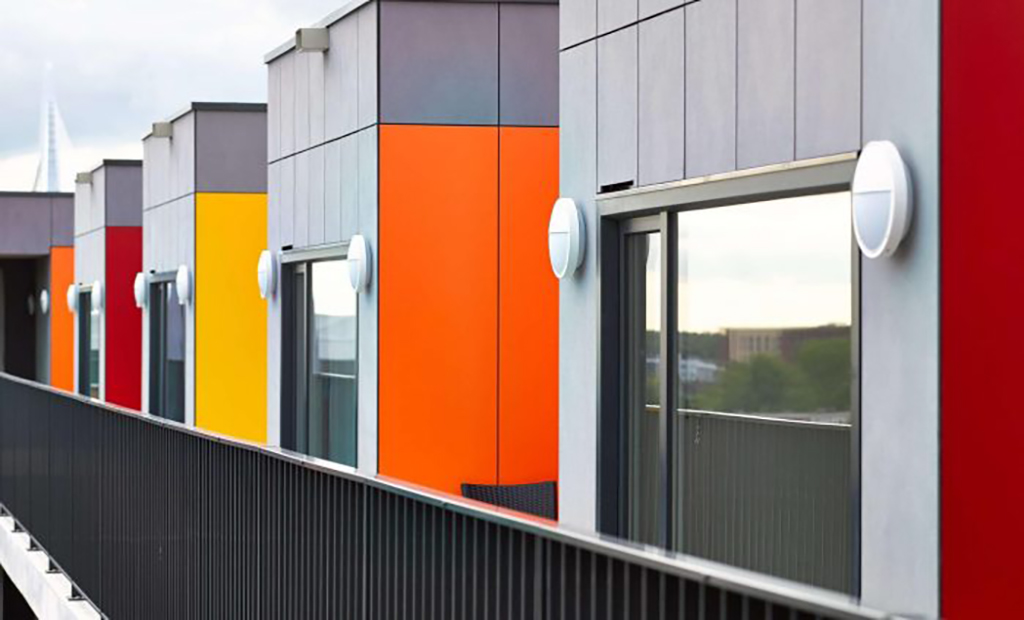 مقایسه نمای فایبر سمنت با نمای وینیل