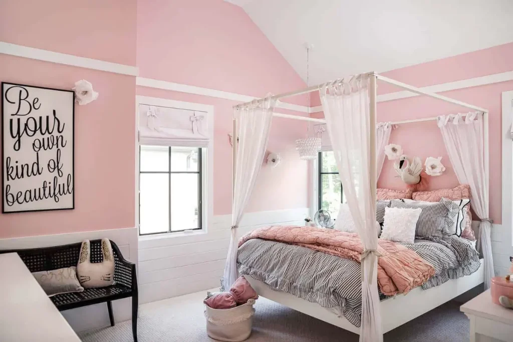 دکوراسیون اتاق خواب دخترانه باید چطور باشد؟ 9 ایده جذاب 3 دکوراسیون اتاق خواب دخترانه باید چطور باشد؟ 9 ایده جذاب