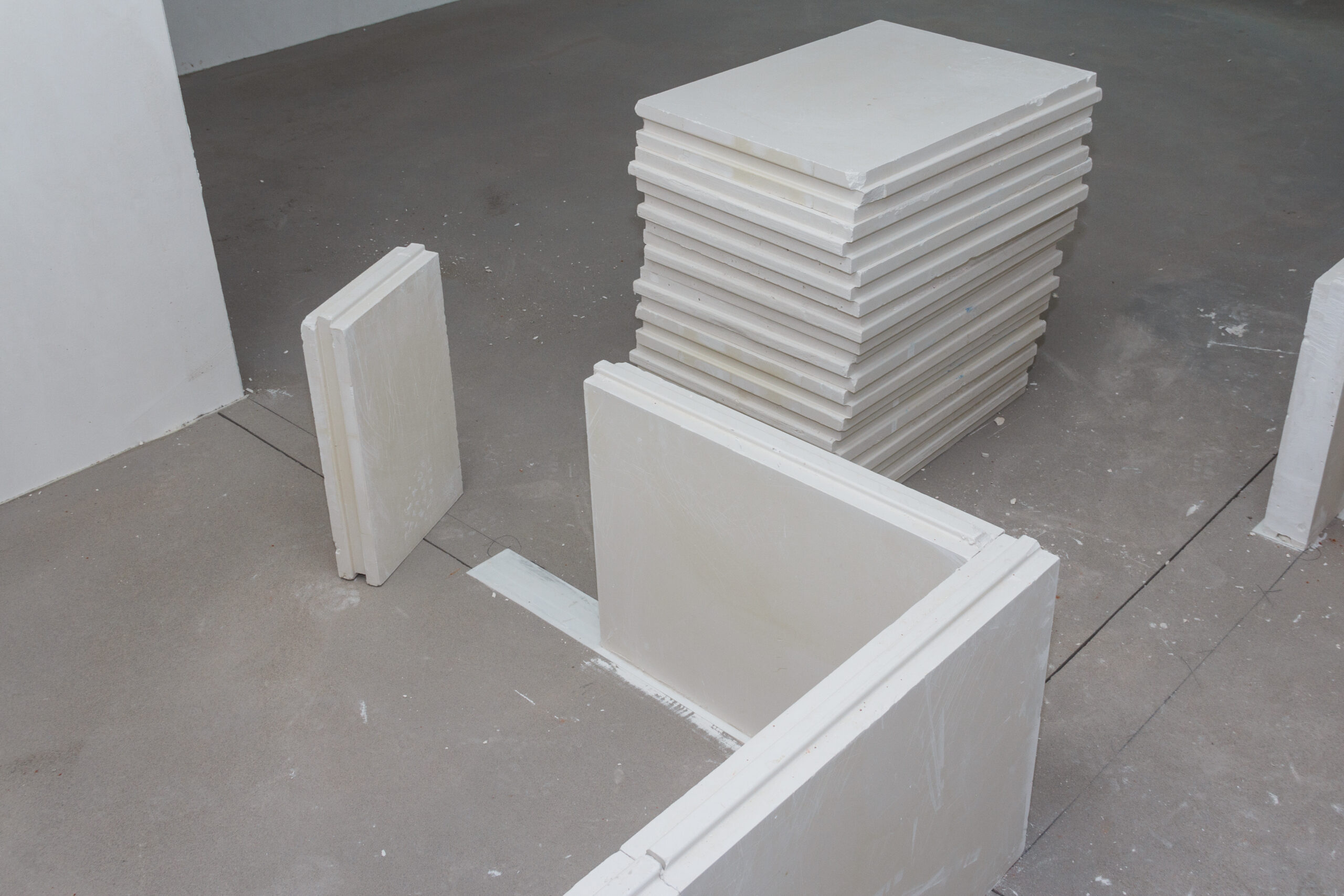 دیوار گچی و پیش ساخته ساختمانی