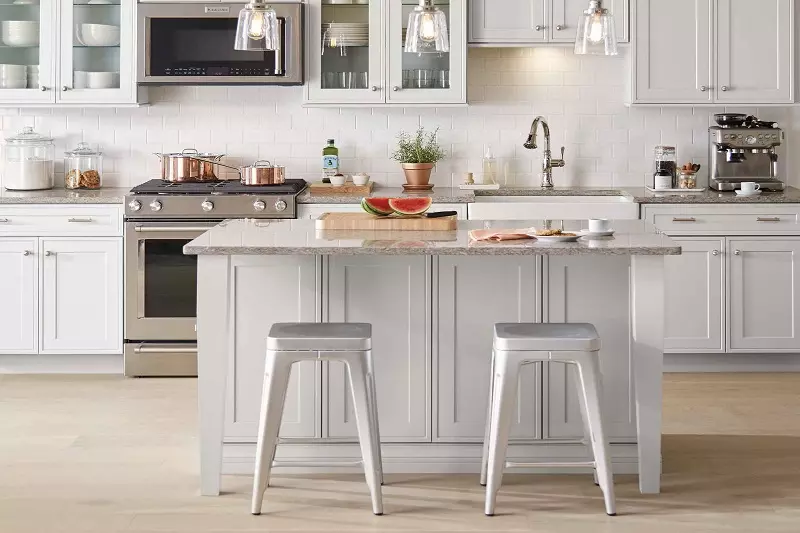 چگونه با کم ترین هزینه دکوراسیون داخلی آشپزخانه را تغییر دهیم؟ 1 چگونه با کم ترین هزینه دکوراسیون داخلی آشپزخانه را تغییر دهیم؟