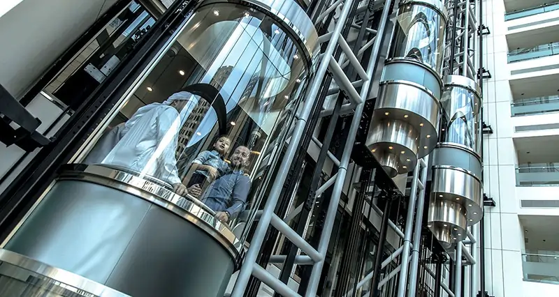 آسانسور هیدرولیک: یک راه حل مقرون به صرفه برای ساختمان های کوچک