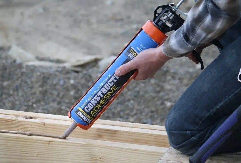 انواع چسب ساختمانی