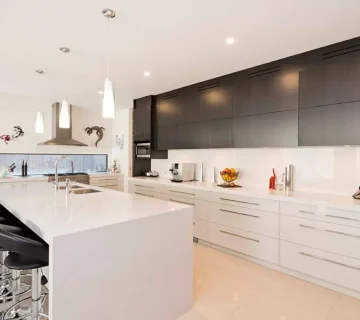 هزینه بازسازی آشپزخانه شامل چه جزئیاتی است؟